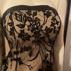 Chic Strapless Black Floral Dress